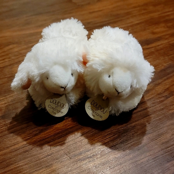 DouDou Et Compagnie Other - 0 - 3 Month DouDou Et Compagnie Paris Lamb Slippers with Rattle